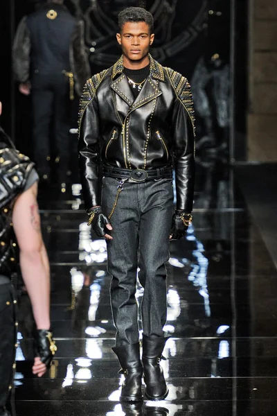 Look 39